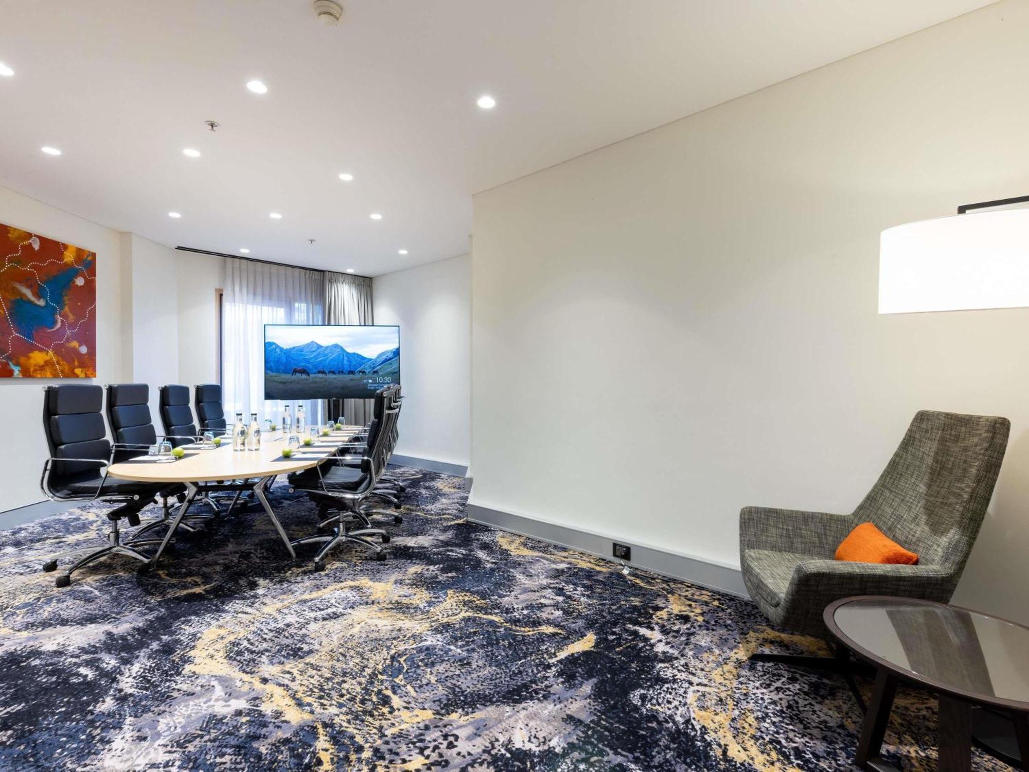 Novotel Darling Harbour Hotel