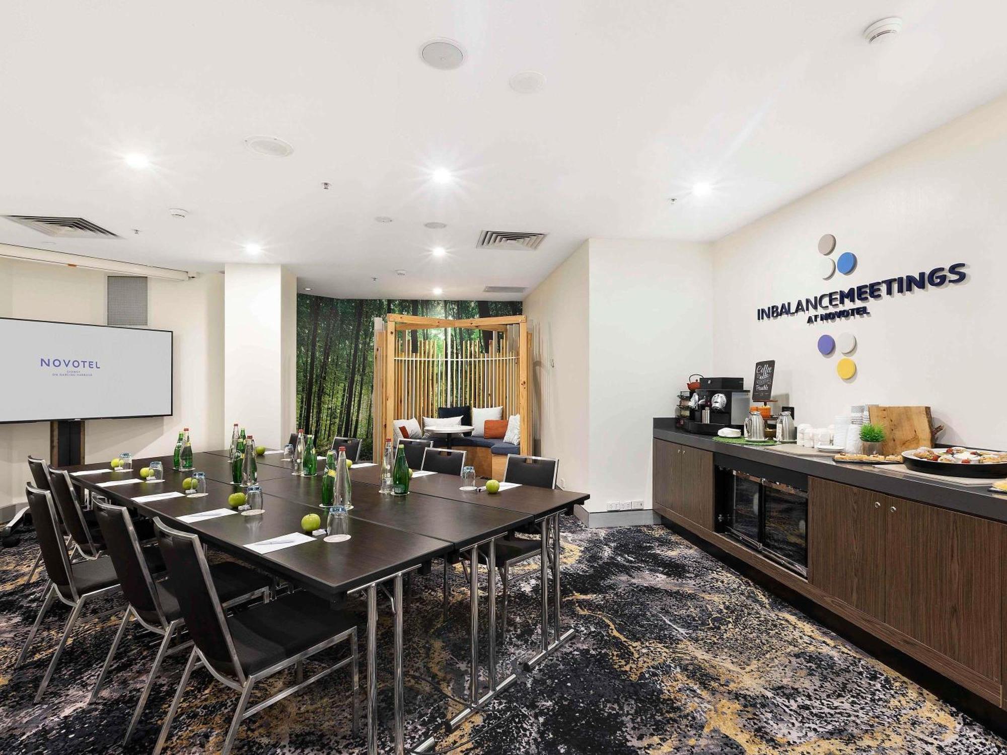 Novotel Darling Harbour Hotel