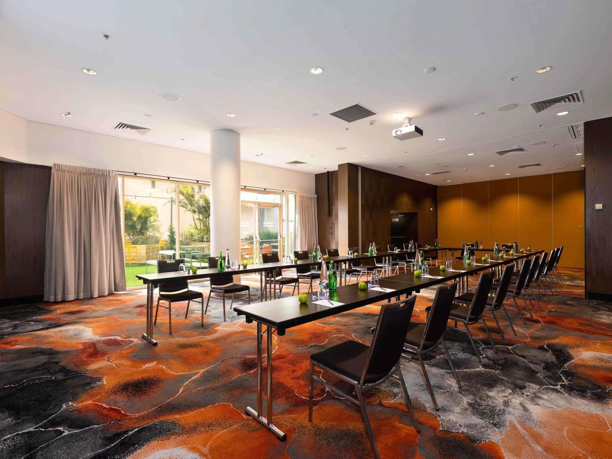 Hotel Novotel Darling Harbour 4*